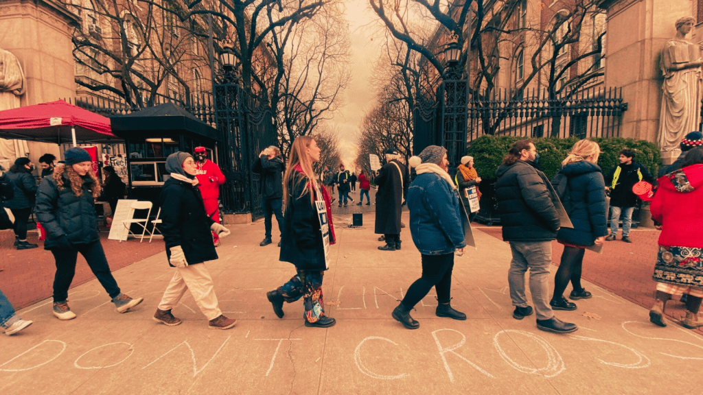 For student-labor solidarity against the attacks of the&nbsp;bourgeoisie!